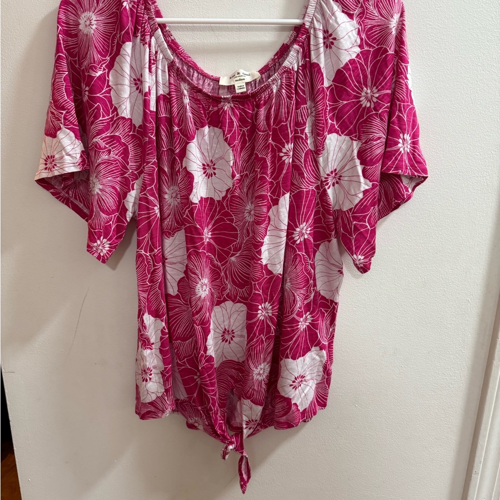 Kim & Cami Pink White‎ Floral Blouse Knot Tie On Bottom Size M